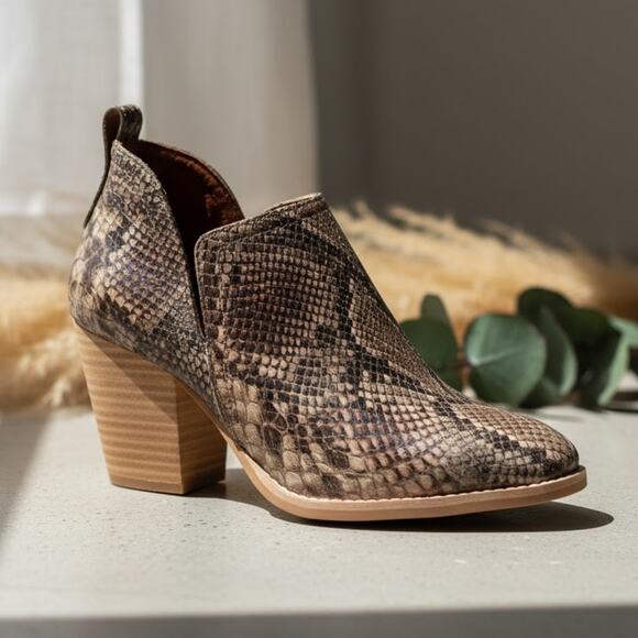 Jeffrey Campbell Rosalee Taupe Snake Bootie NEW 10 - Picture 1 of 6